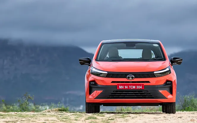 Tata Altroz Front View