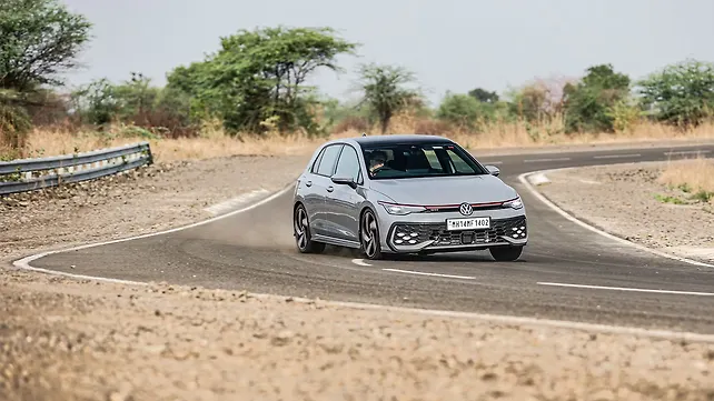 Volkswagen Golf GTI Left Front Three Quarter
